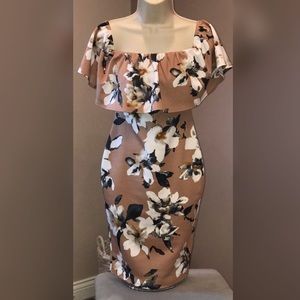 NEW WITH TAGS Dress with Flowers size S M